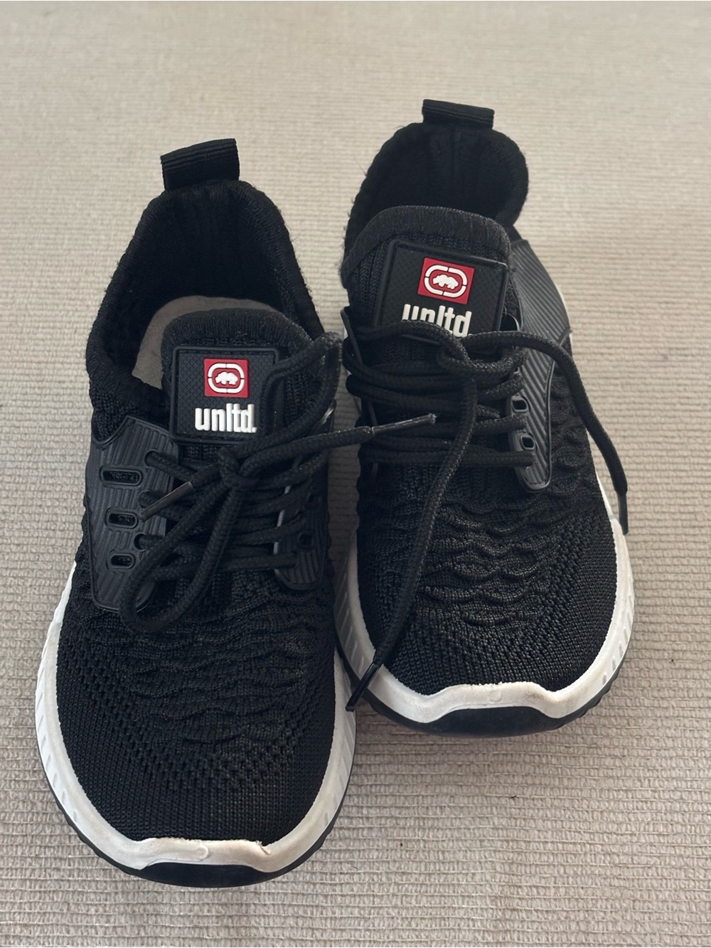 Ecko Unlimited Kids Black Knit Sneakers with White Sole and Red Logo Patch